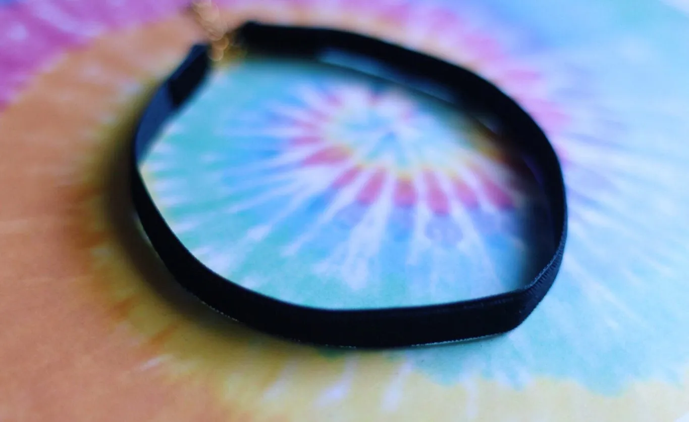 Black Velvet Choker. Grunge, hippie, bohemian choker necklace, 90s choker