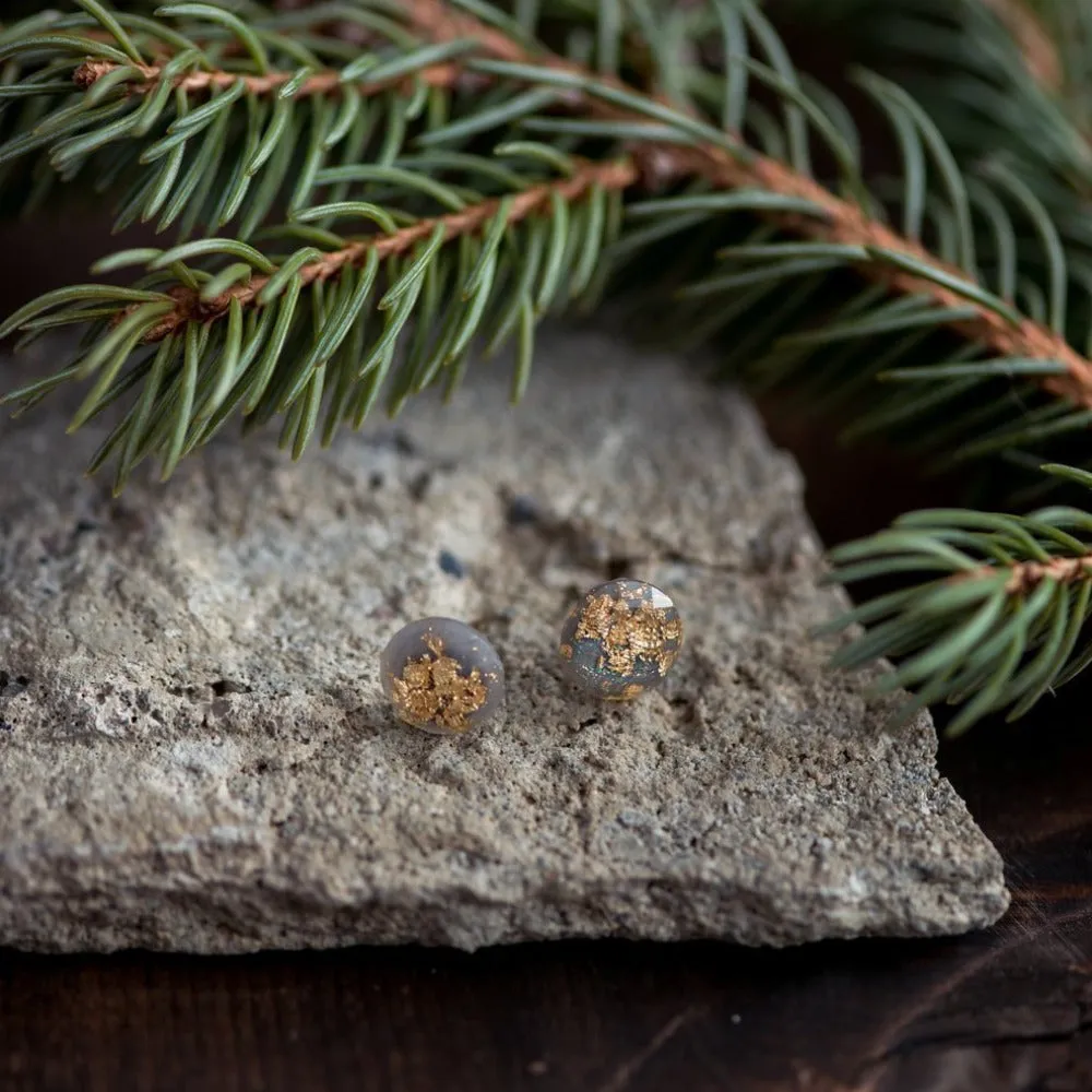 Gold-Fleck Studs