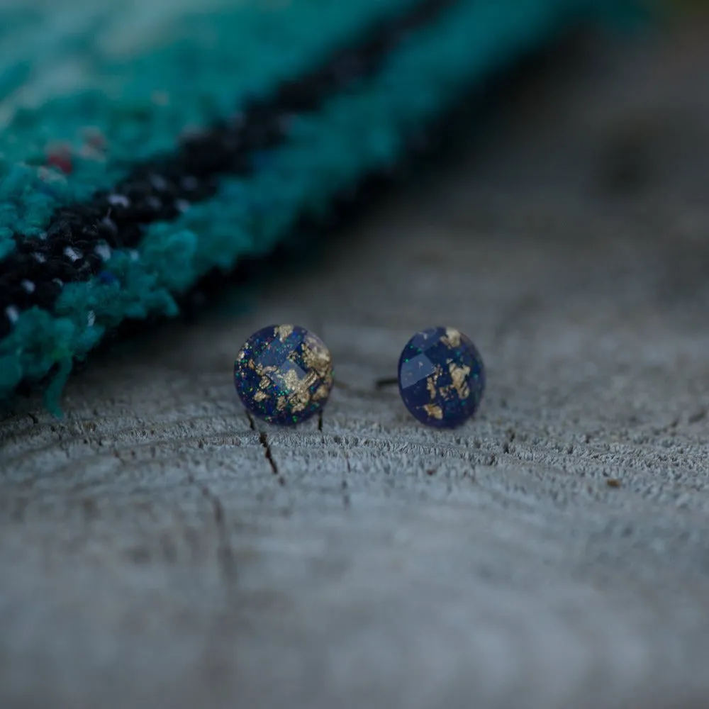 Gold-Fleck Studs