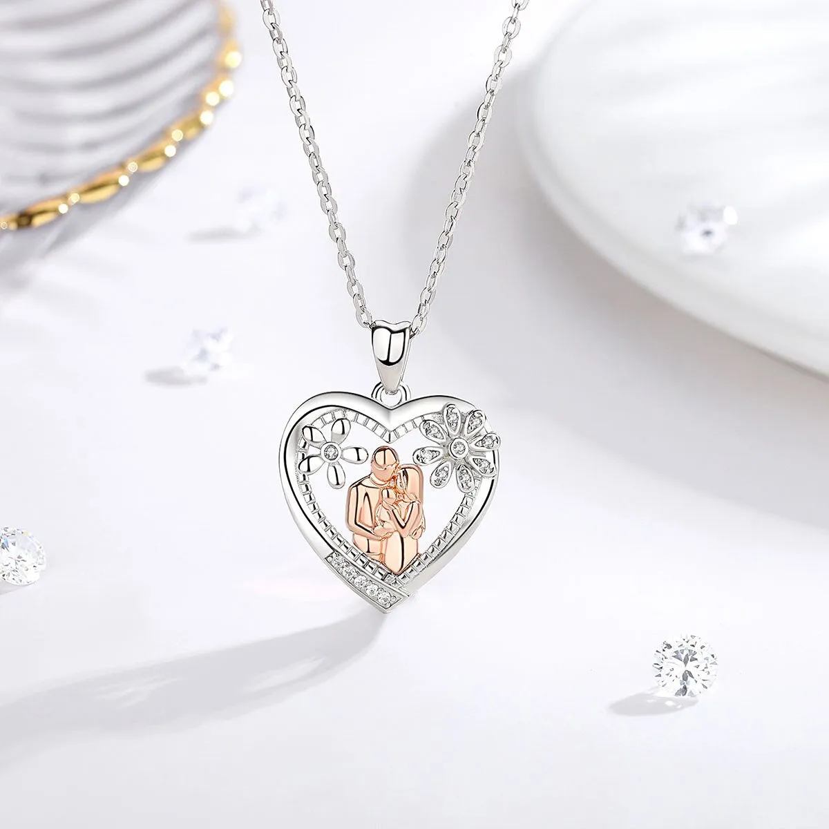 Happy Family Necklace Rose Gold Heart Flower Pendant Necklace Simple FIne Jewelry Mother's Day Gift