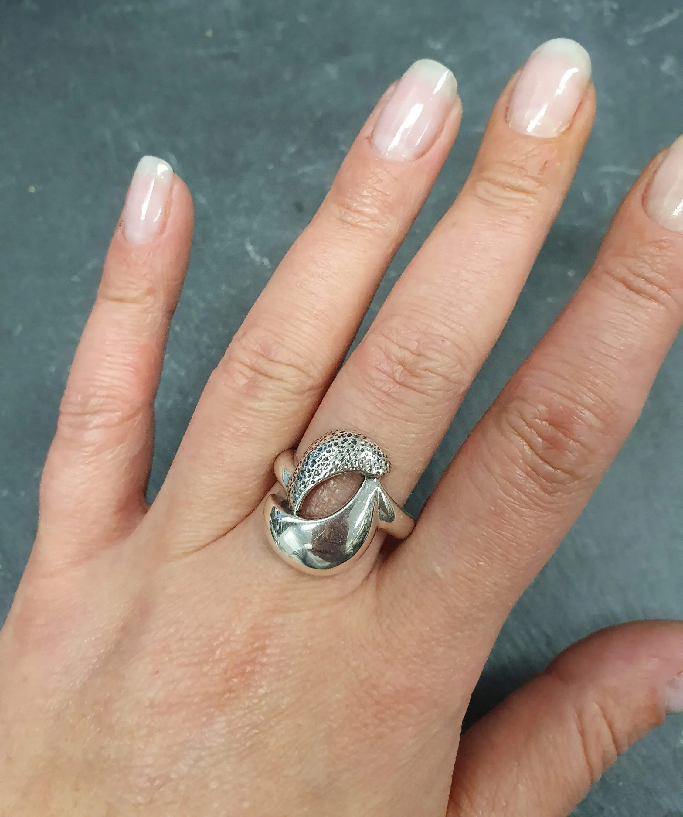 Intertwined Silver Ring - Yin Yang Ring - Silver Curved Ring