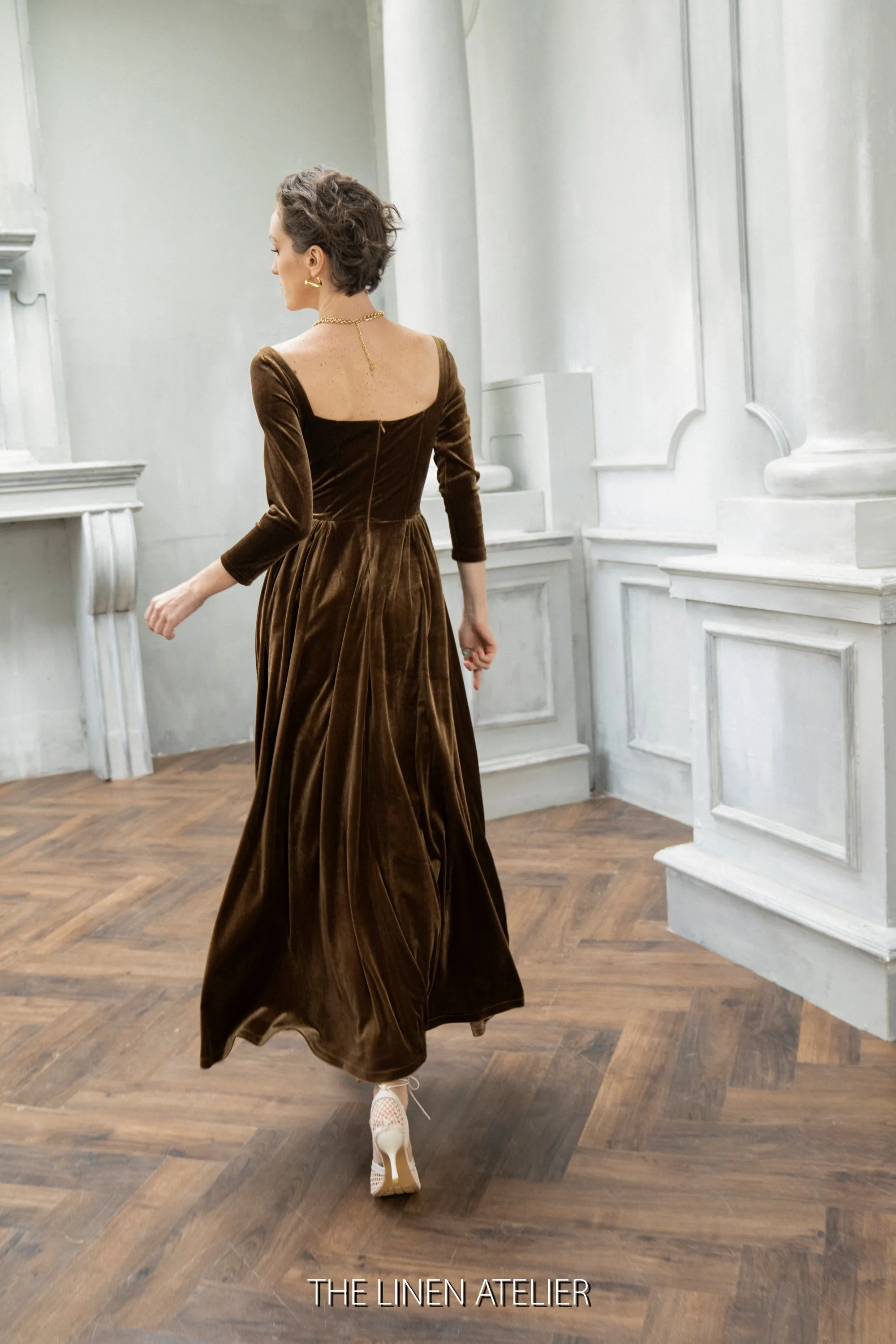 LAURA Scoop Back Full Dress Velvet
