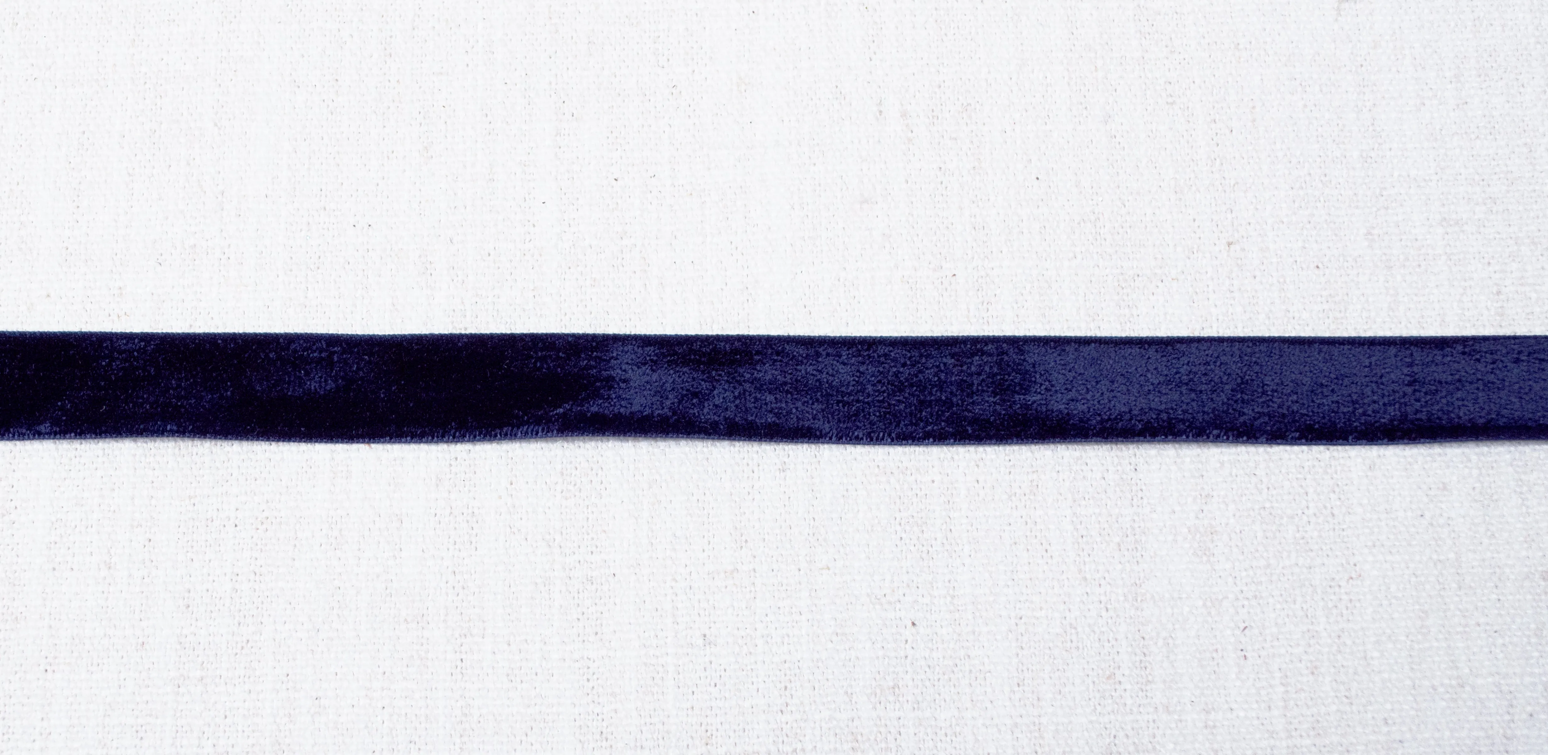 Lustre Velvet Ribbon in Sapphire