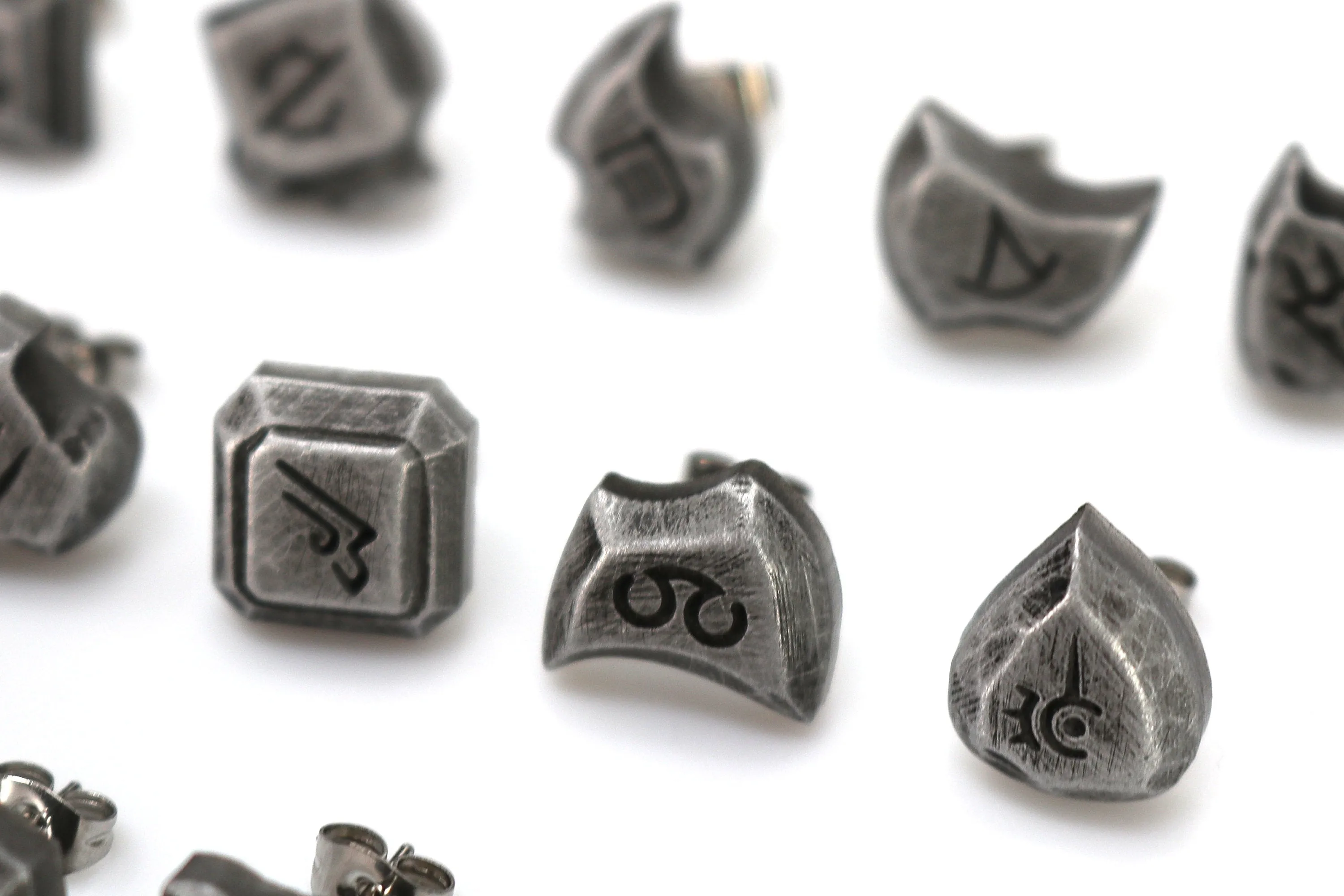 Ninja Job Icon Stainless Steel Studded Earrings Pair - FFXIV
