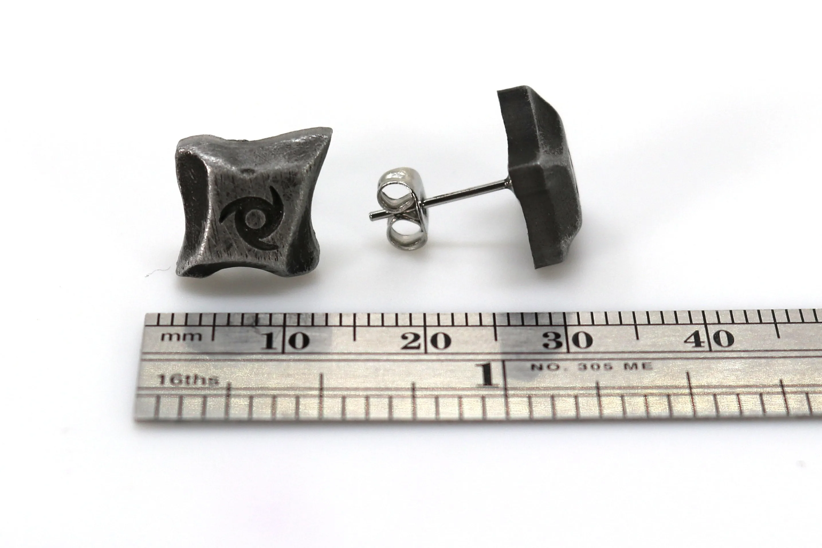 Ninja Job Icon Stainless Steel Studded Earrings Pair - FFXIV