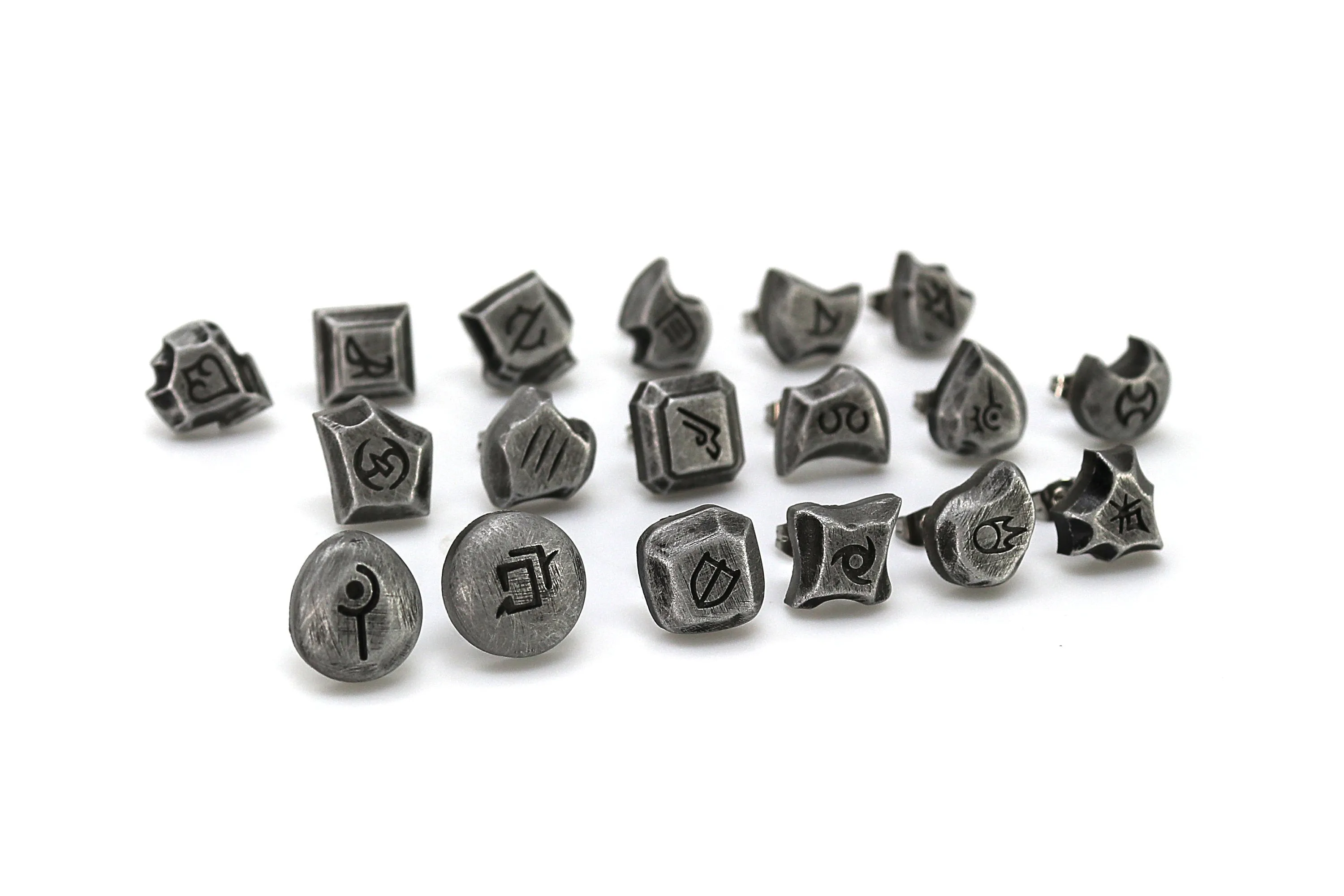 Ninja Job Icon Stainless Steel Studded Earrings Pair - FFXIV