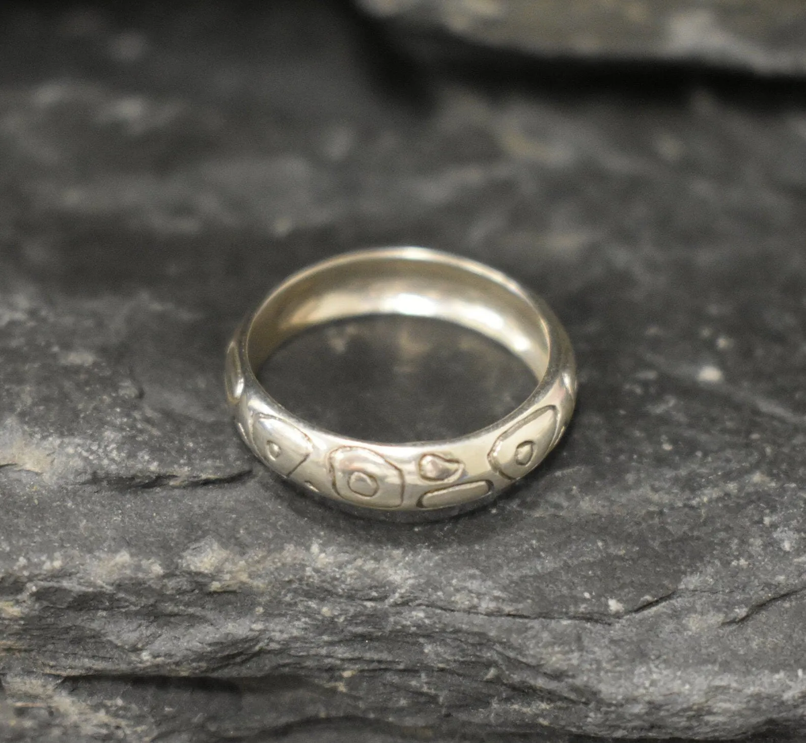 Silver Artistic Ring - Unique Silver Band - Engraved Silver Ring