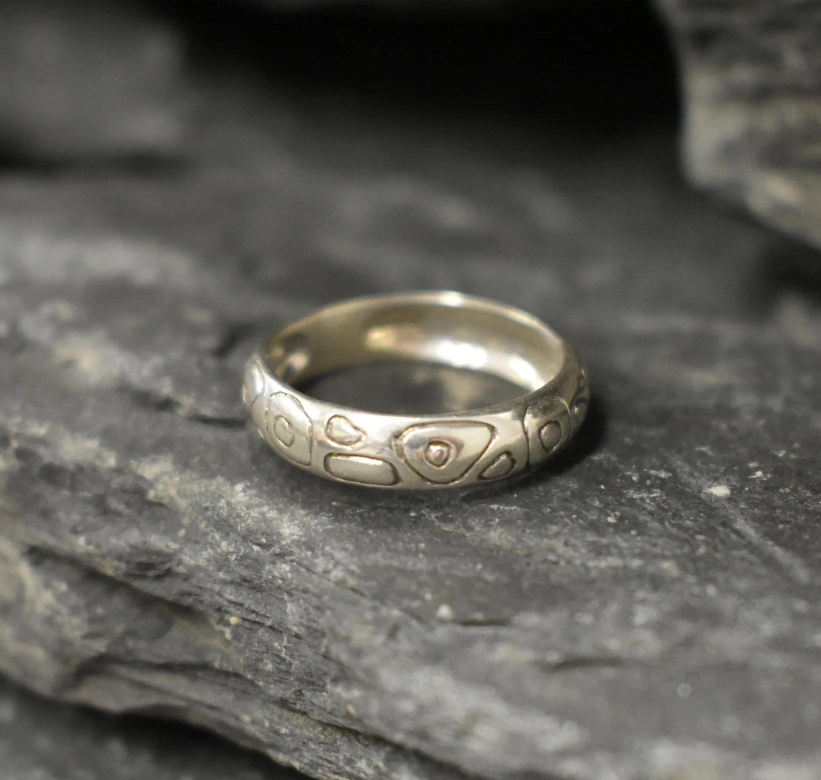Silver Artistic Ring - Unique Silver Band - Engraved Silver Ring