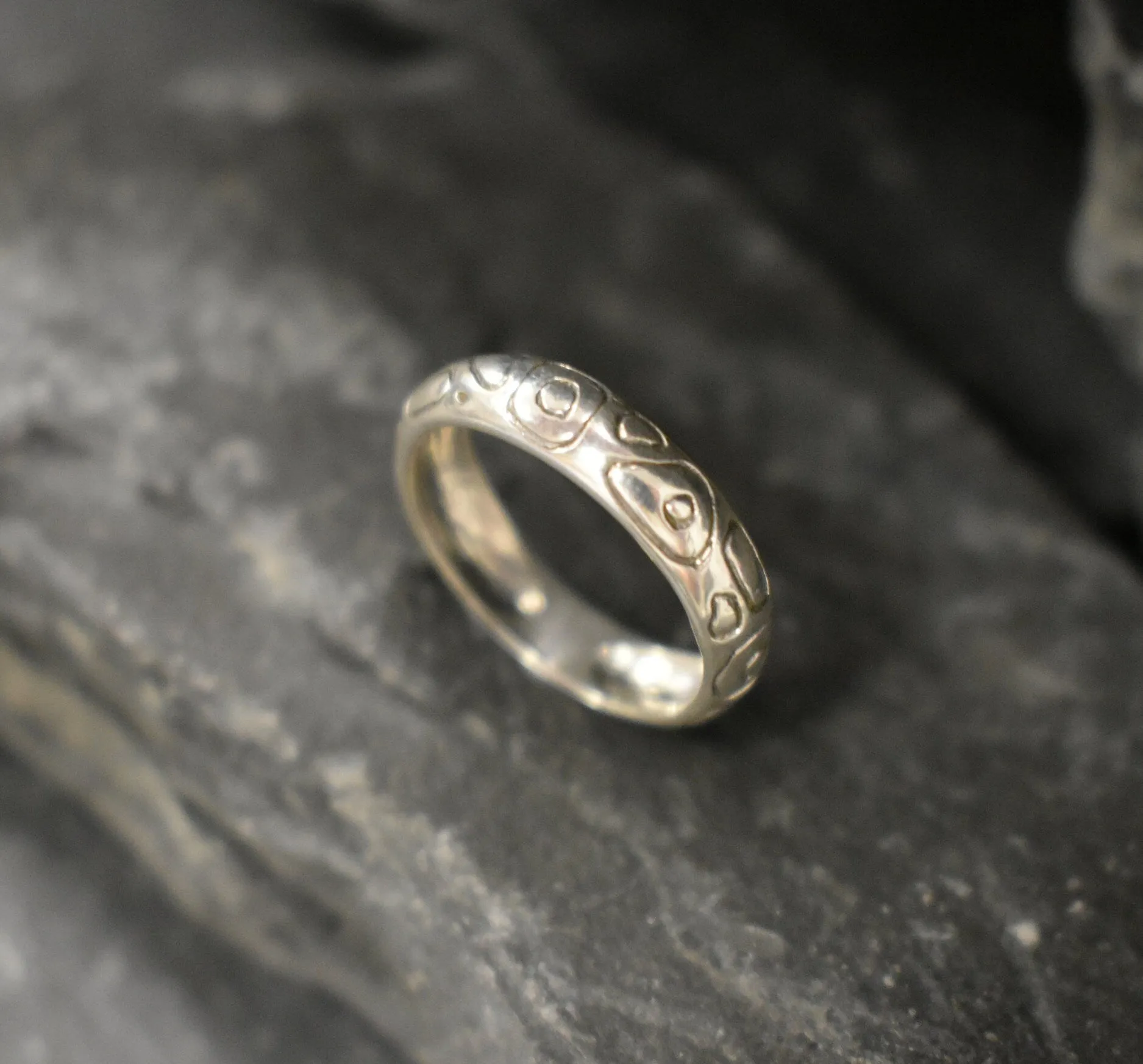 Silver Artistic Ring - Unique Silver Band - Engraved Silver Ring