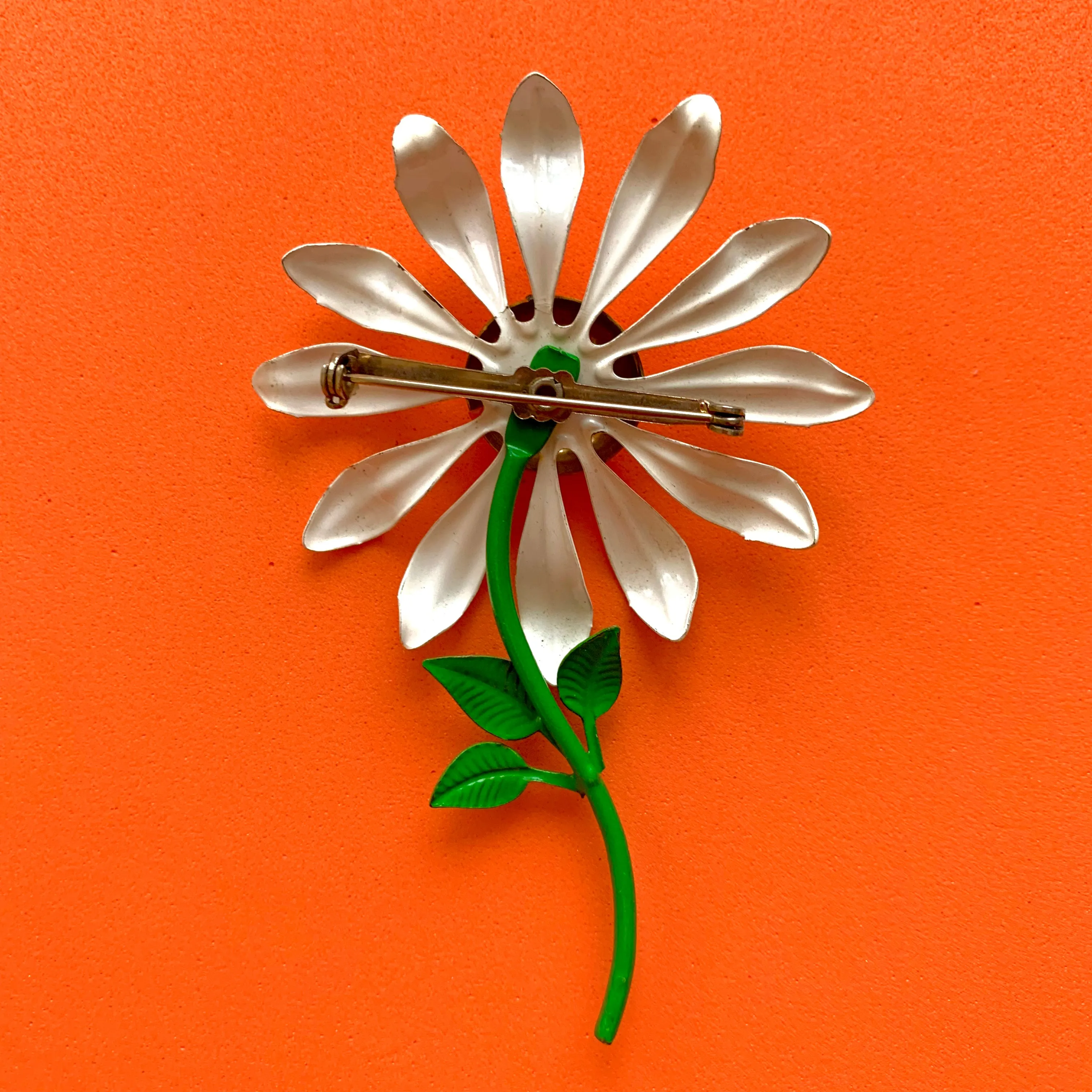 Vintage Large Enamel Daisy Brooch