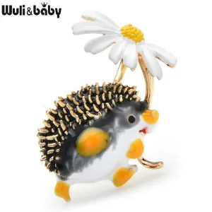 Wuli&amp;baby Lovely Hold Flower Hedgehog Brooches Women 8-colors Animal Pet Party Office Causal Brooch Pins Gifts ёжик с ромашкой
