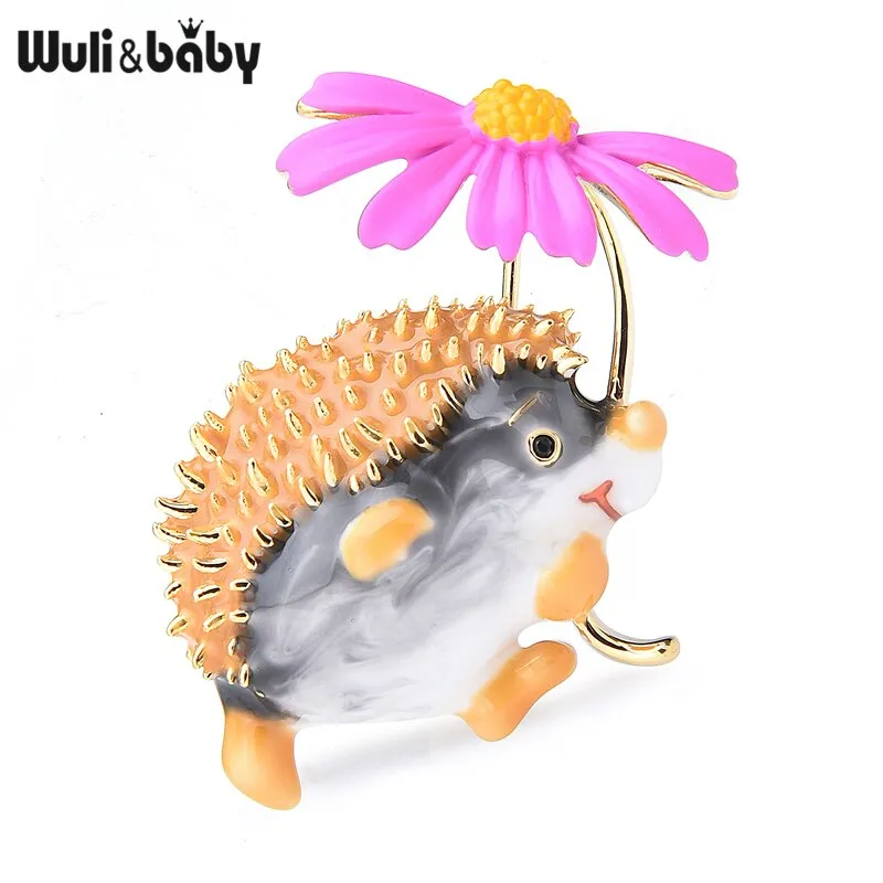 Wuli&amp;baby Lovely Hold Flower Hedgehog Brooches Women 8-colors Animal Pet Party Office Causal Brooch Pins Gifts ёжик с ромашкой